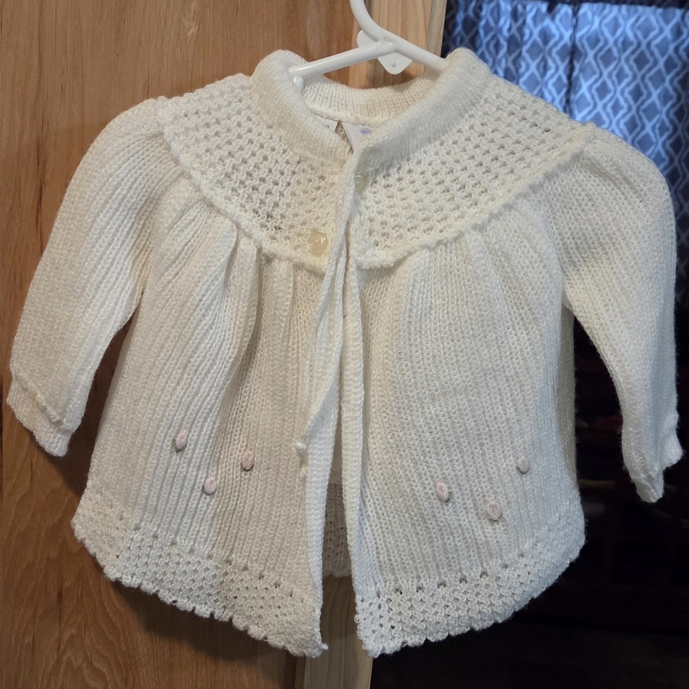 Stork Club White Knit Delicate Sweater 6 - 9 Mo